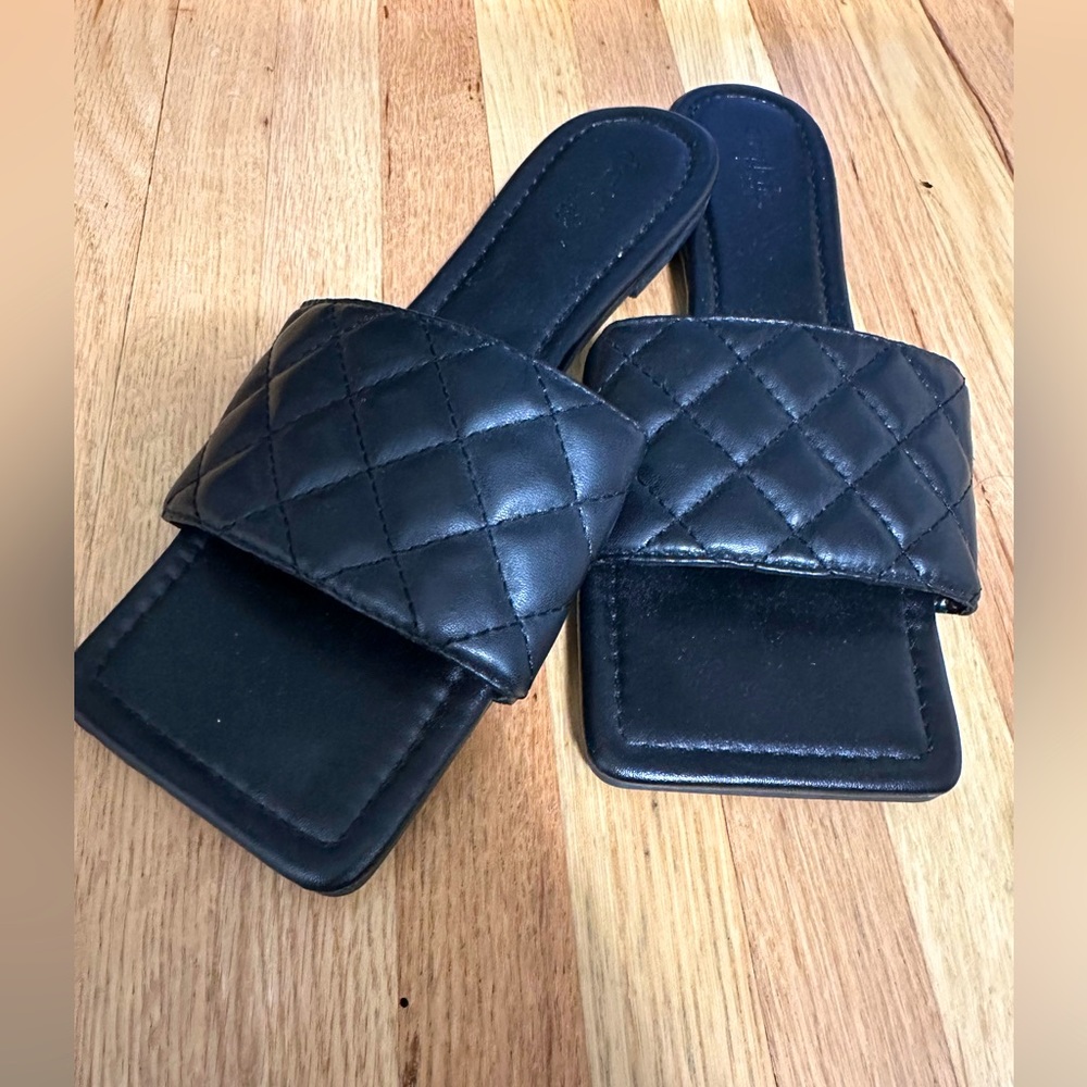 Summer comfortable stunning slides!